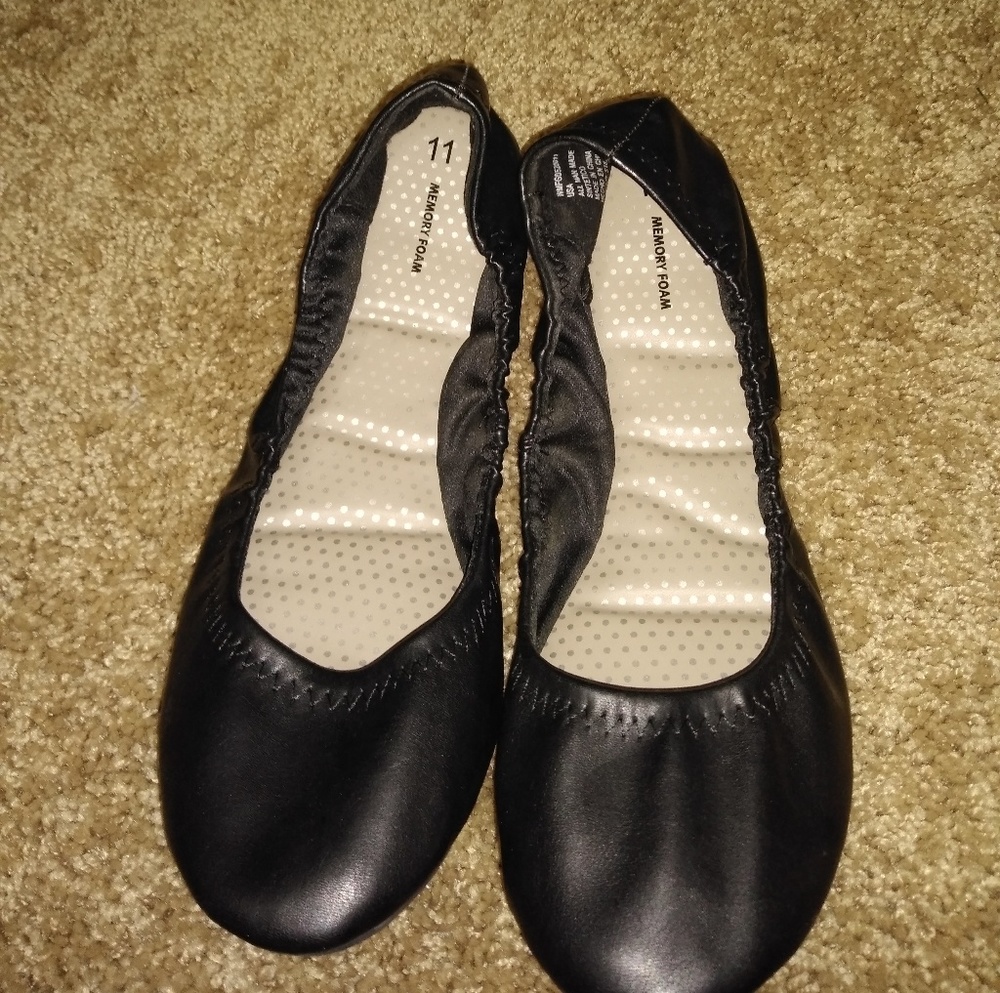Black flats